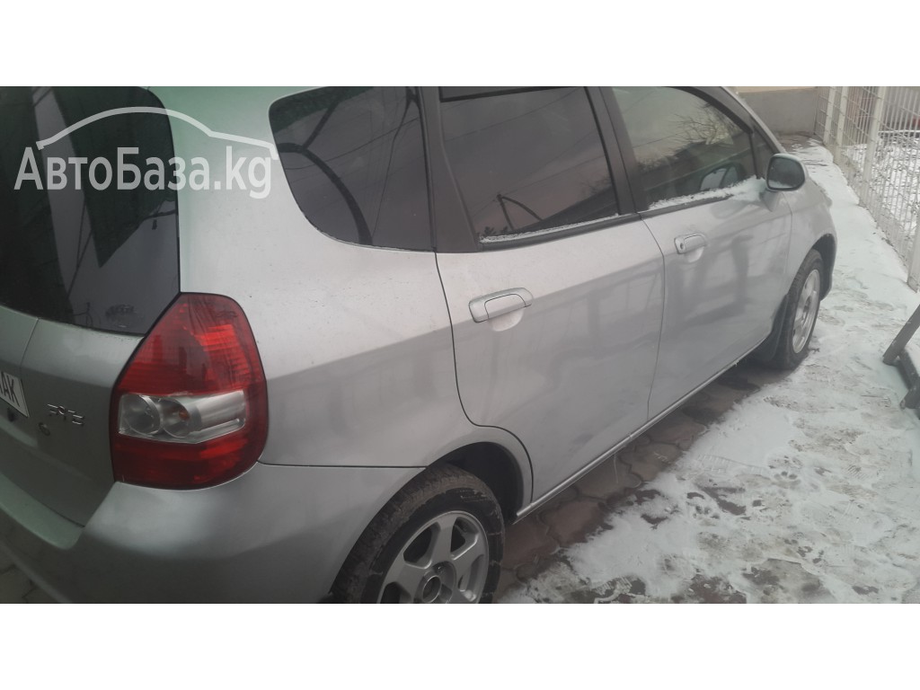 Honda Fit 2002 года за ~252 200 сом