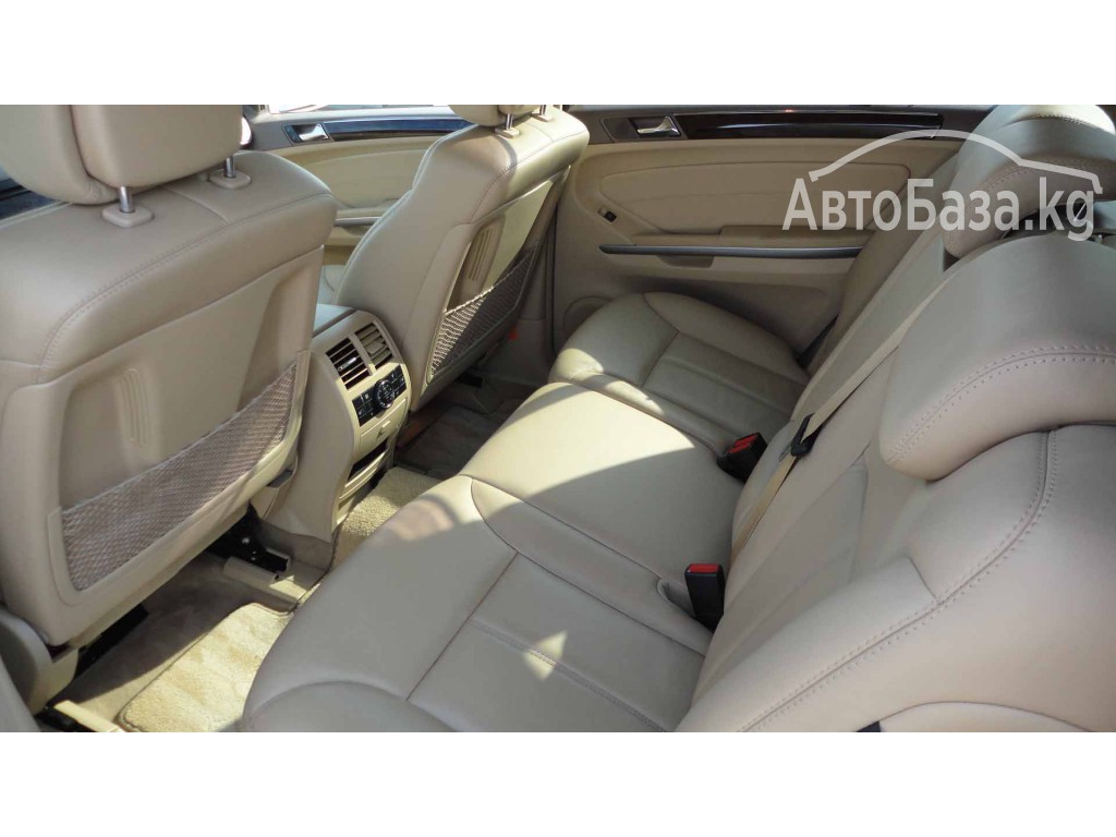 Mercedes-Benz GL-Класс 2007 года за 23 000$