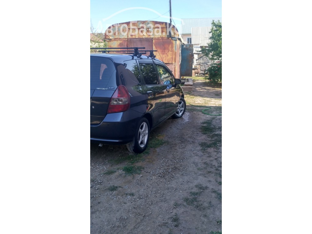 Honda Fit 2003 года за ~333 400 сом