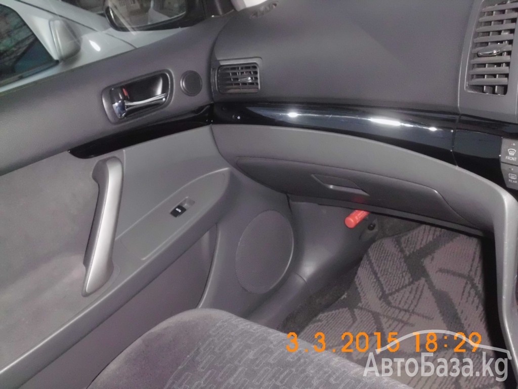 Toyota Allion 2004 года за ~646 600 сом