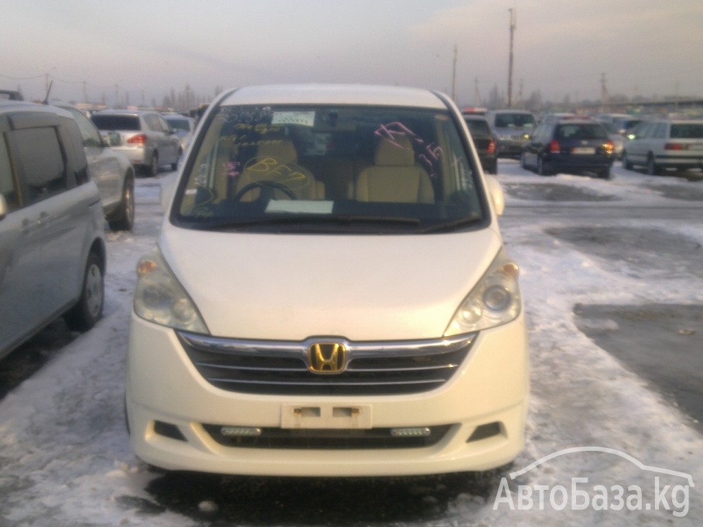 Honda Stepwgn 2005 года за 392 000 сом