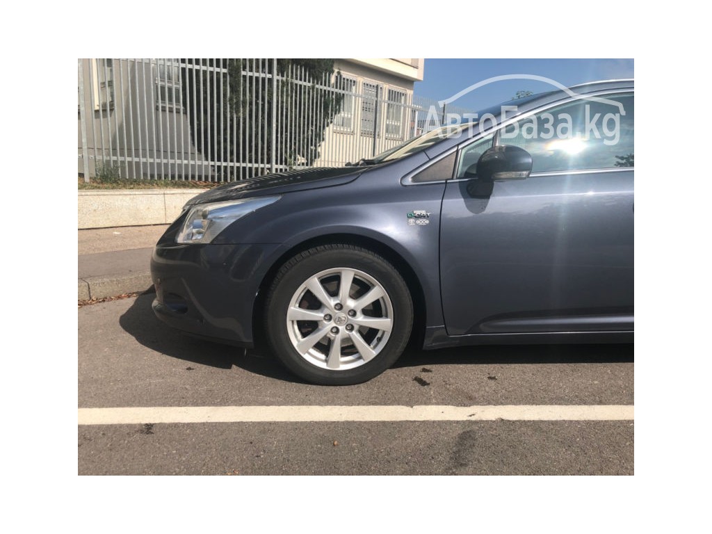 Toyota Avensis 2009 года за ~853 500 сом