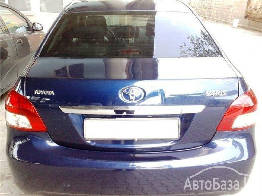 Toyota Yaris 2008 года за ~840 800 сом