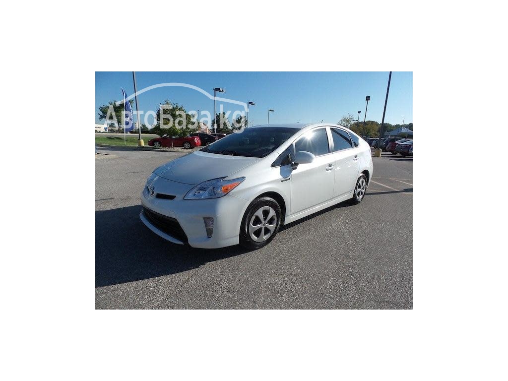 Toyota Prius 2014 года за ~1 077 600 сом