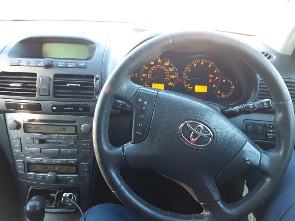 Toyota Avensis 2003 года за ~398 300 сом