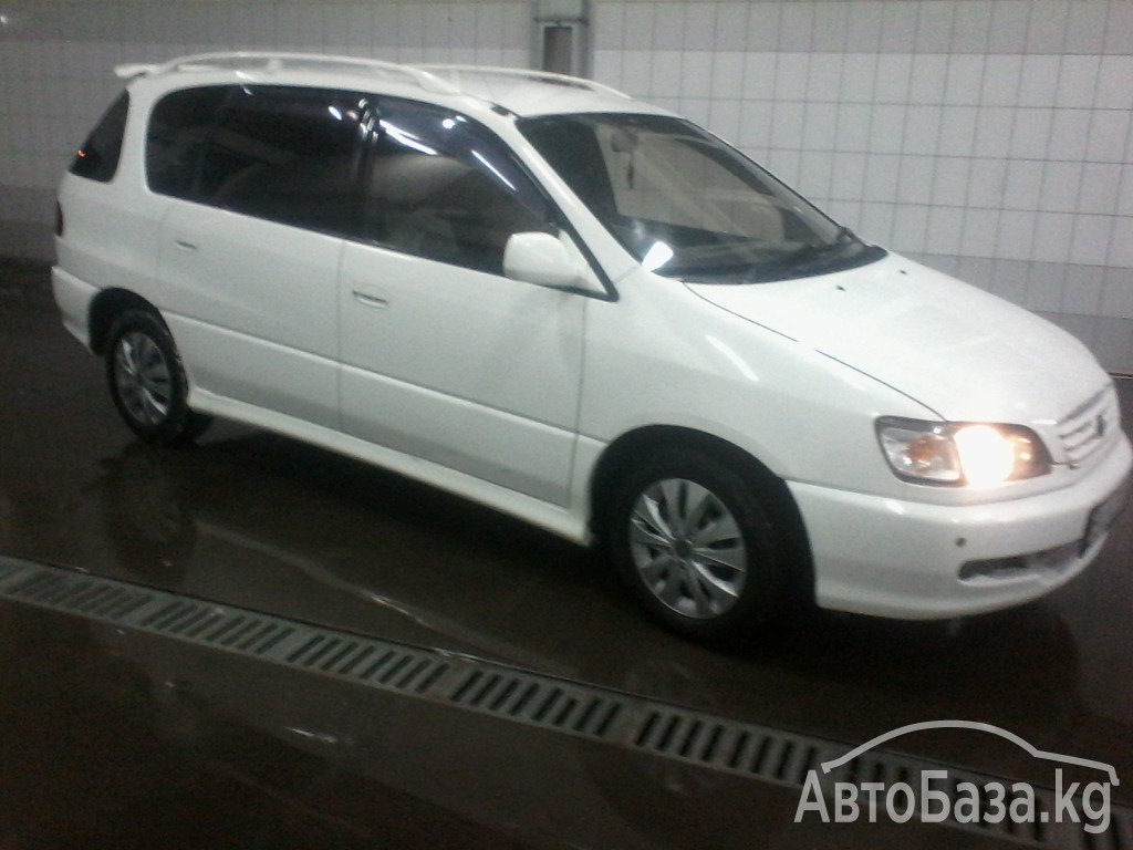 Toyota Ipsum 1997 года за ~301 800 сом