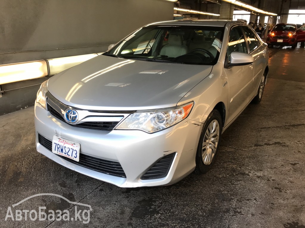 Toyota Camry 2014 года за ~905 200 сом