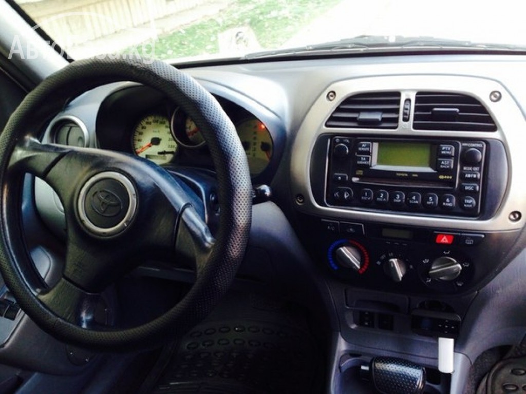 Toyota RAV4 2003 года за ~853 500 сом