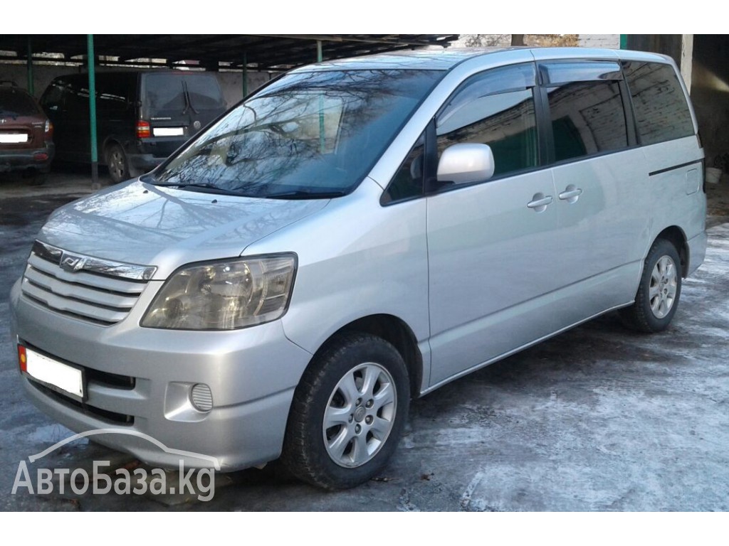 Toyota Noah 2003 года за ~448 300 сом