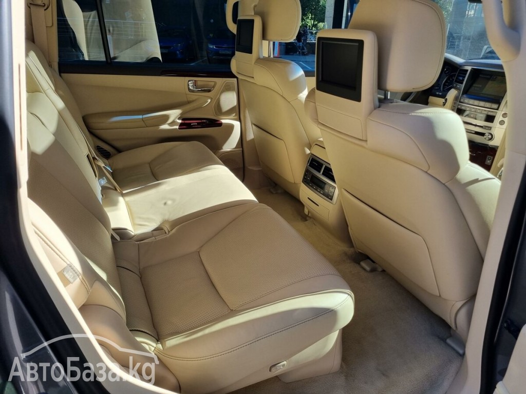 Lexus LX 2015 года за ~4 973 500 сом