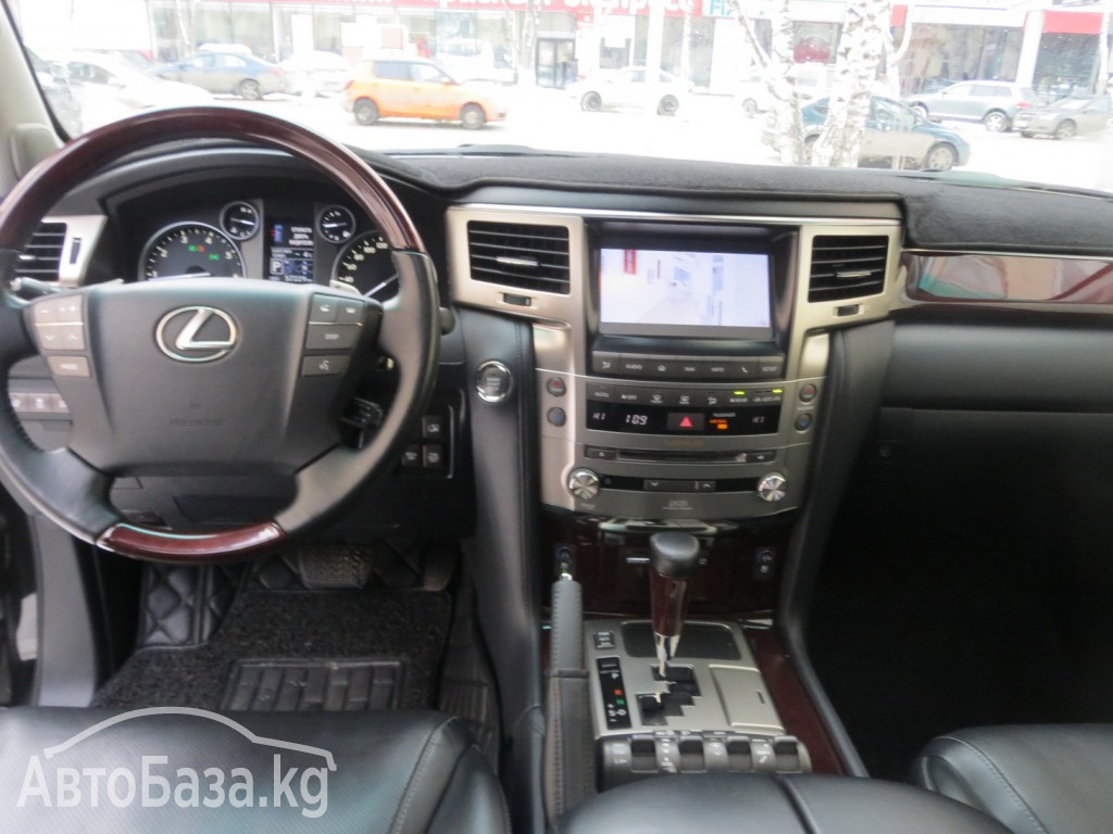 Lexus LX 2013 года за ~5 579 100 сом