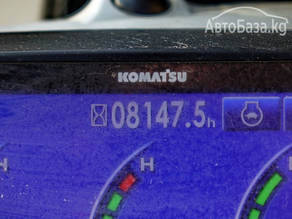 Экскаватор Komatsu PC390LC-8M0