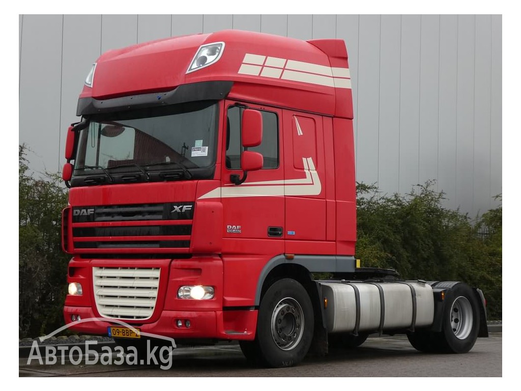 Тягач DAF XF 105.460