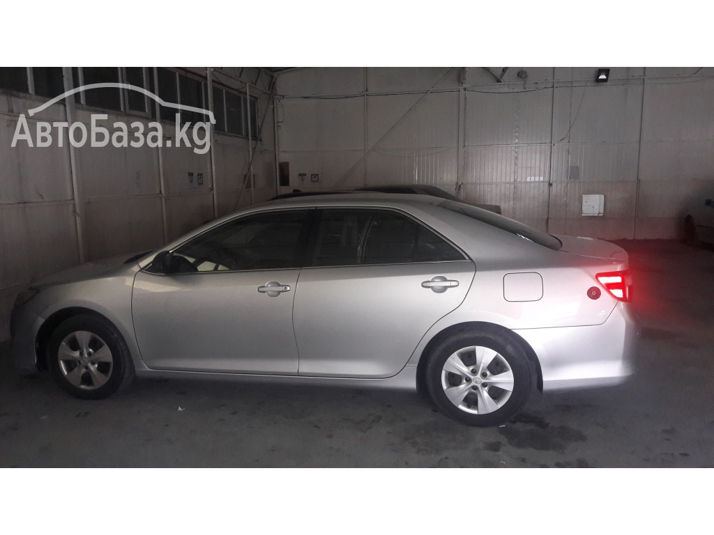 Toyota Camry 2013 года за ~889 900 сом