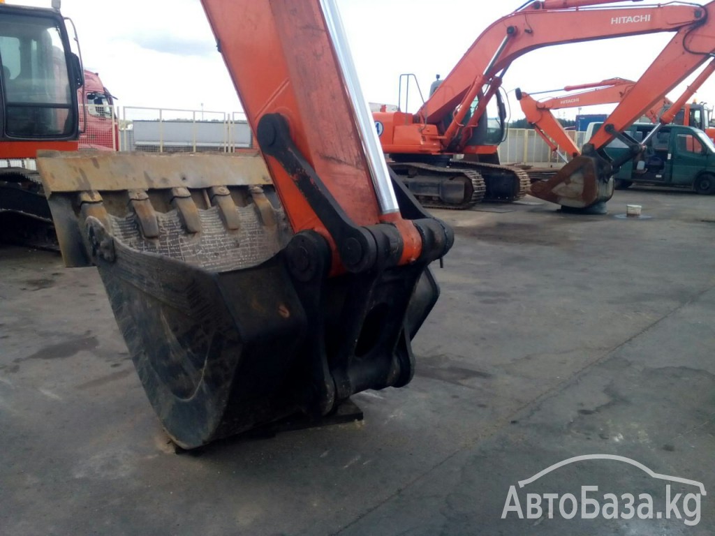 Экскаватор Hitachi ZAXIS 330LC-3