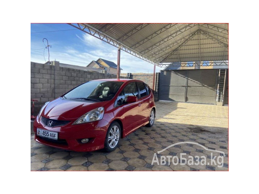 Honda Fit 2010 года за 5 000$