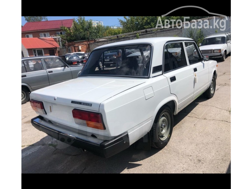 ВАЗ (Lada) 2107 2011 года за ~388 000 сом