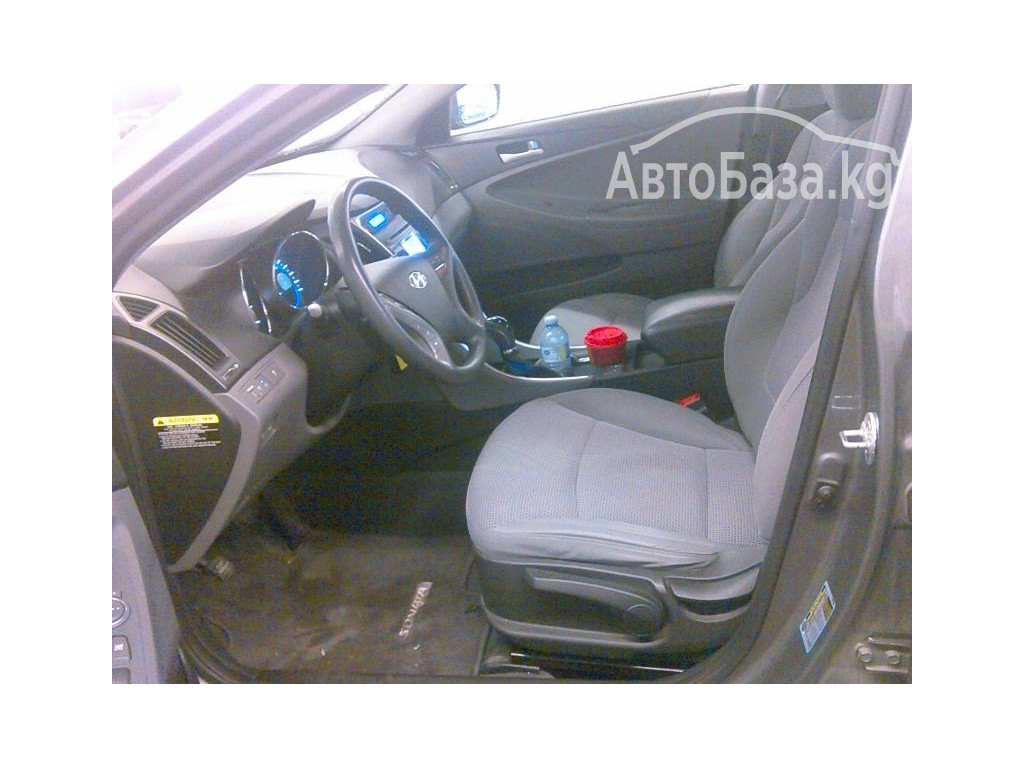 Hyundai Sonata 2013 года за ~752 300 сом