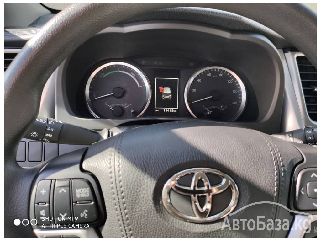 Toyota Highlander 2017 года за ~3 805 400 сом