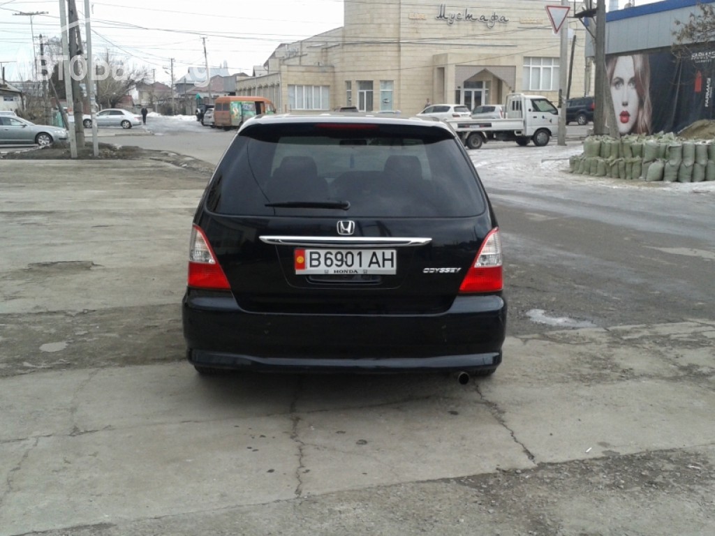 Honda Odyssey 2003 года за ~500 000 руб.