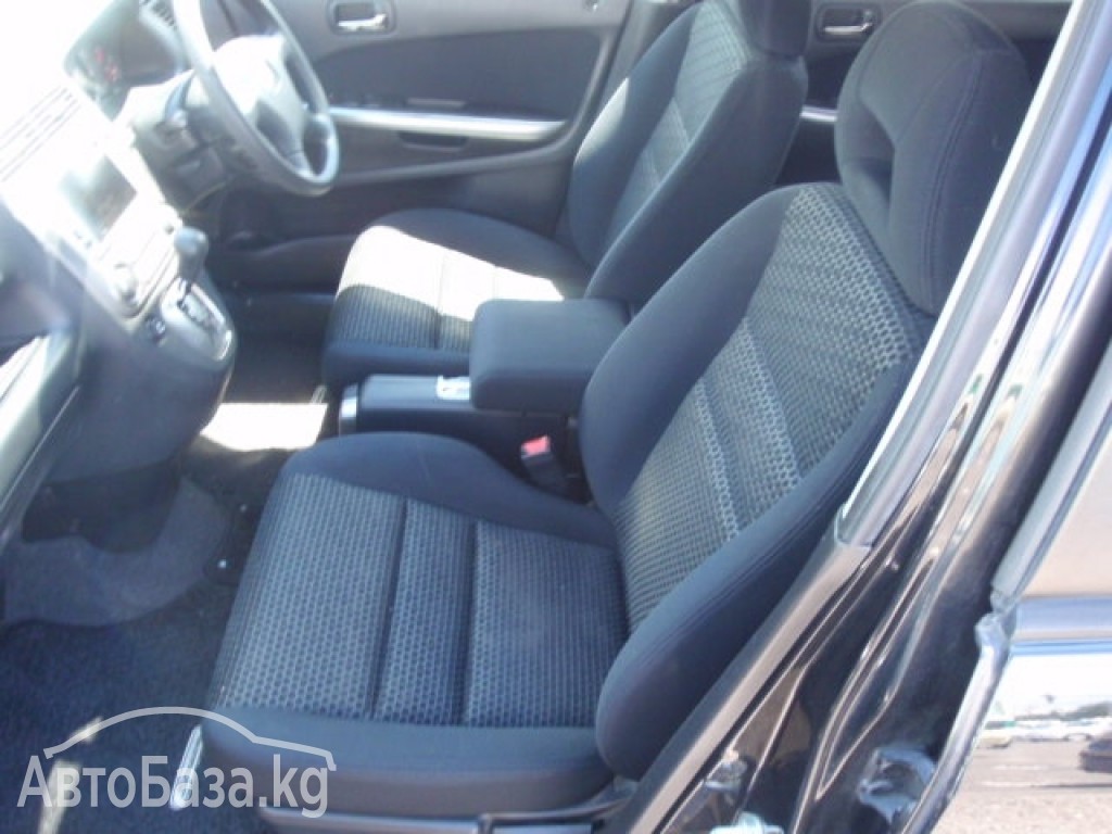 Honda Stream 120 года за ~335 600 сом