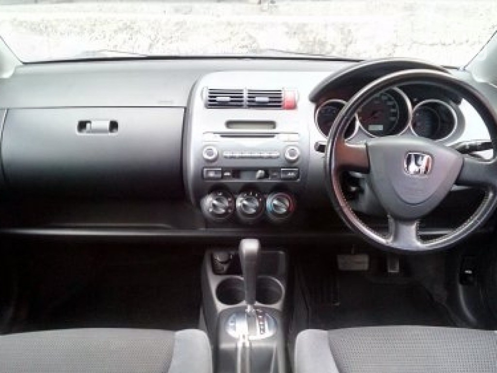 Honda Fit 2003 года за ~269 000 сом