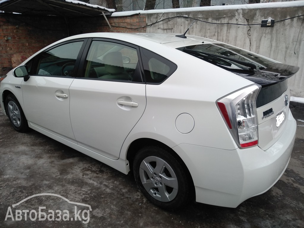 Toyota Prius 2010 года за ~810 400 сом