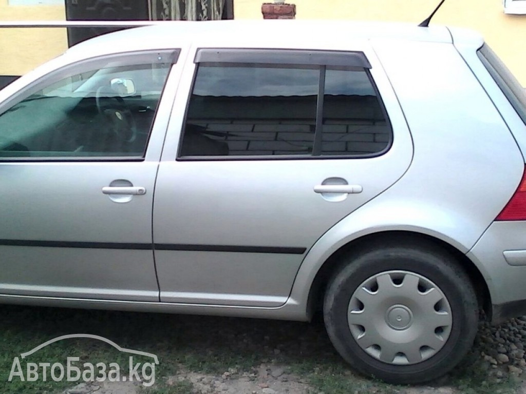 Volkswagen Golf 2003 года за ~327 600 сом