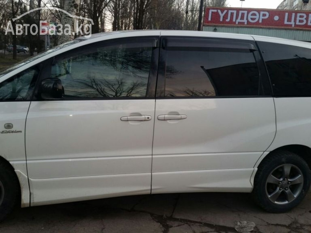 Toyota Estima 2002 года за 300 000 сом