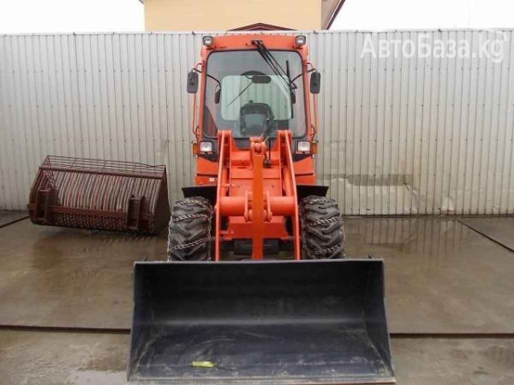 Погрузчик Kubota R420D