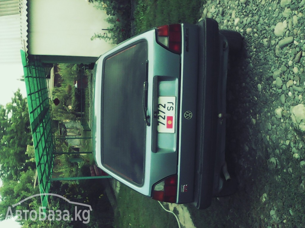 Volkswagen Golf 1990 года за ~215 600 сом