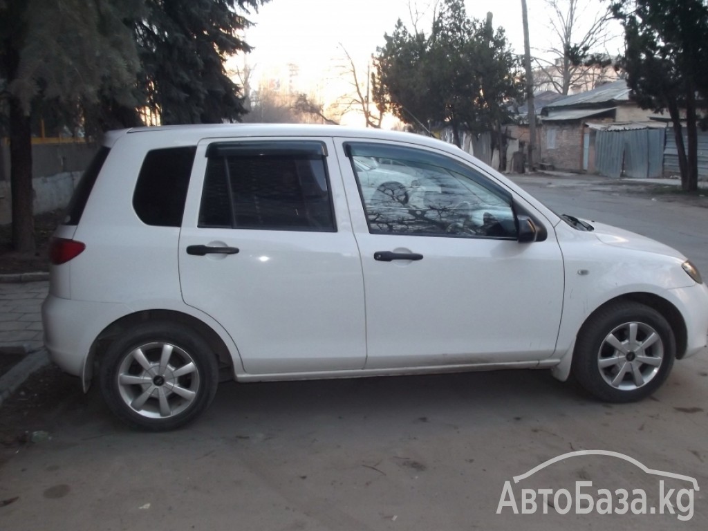 Mazda Demio 2002 года за ~176 500 сом