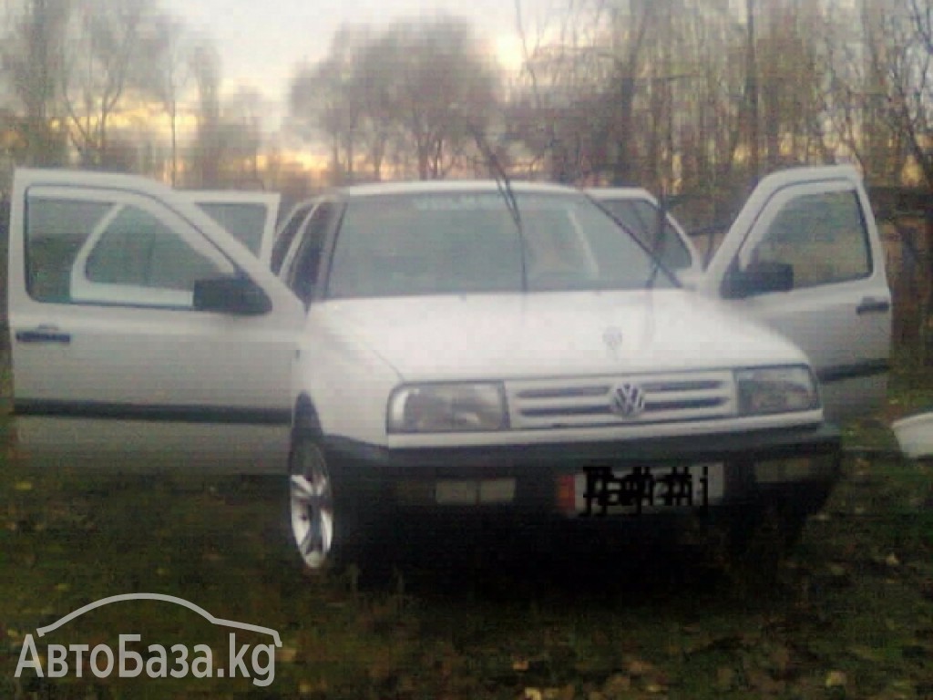Volkswagen Vento 1995 года за ~318 600 сом