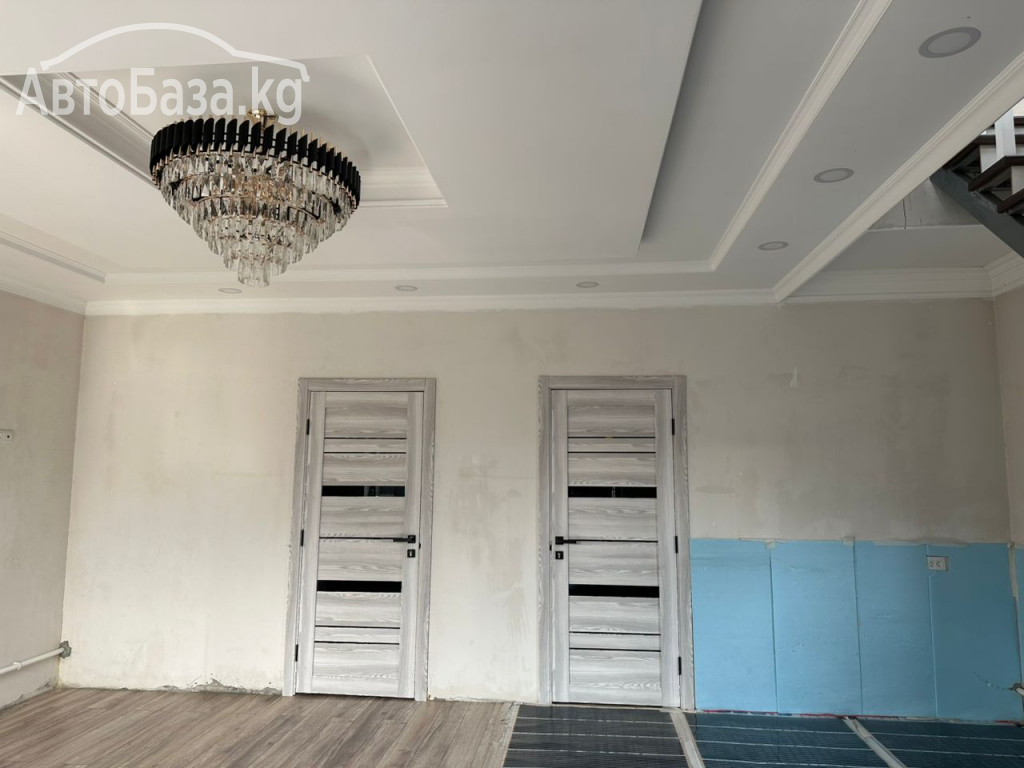 Продаю дом г. Бишкек. Район верхний Токольдош, ул. Октябрьская 180б