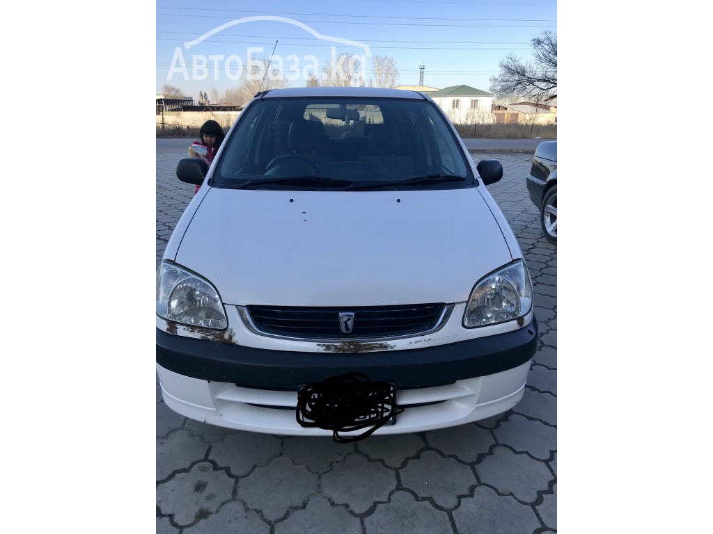 Toyota Raum 2000 года за ~293 200 сом