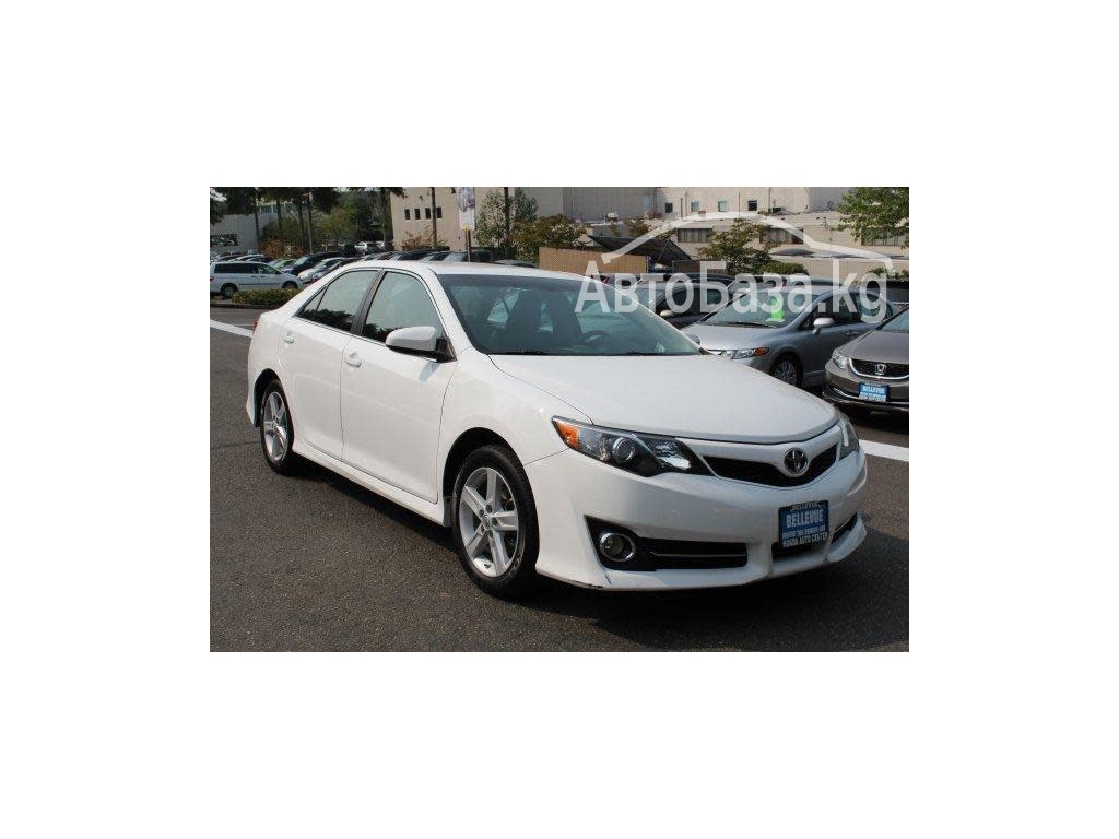 Toyota Camry 2012 года за ~991 400 сом