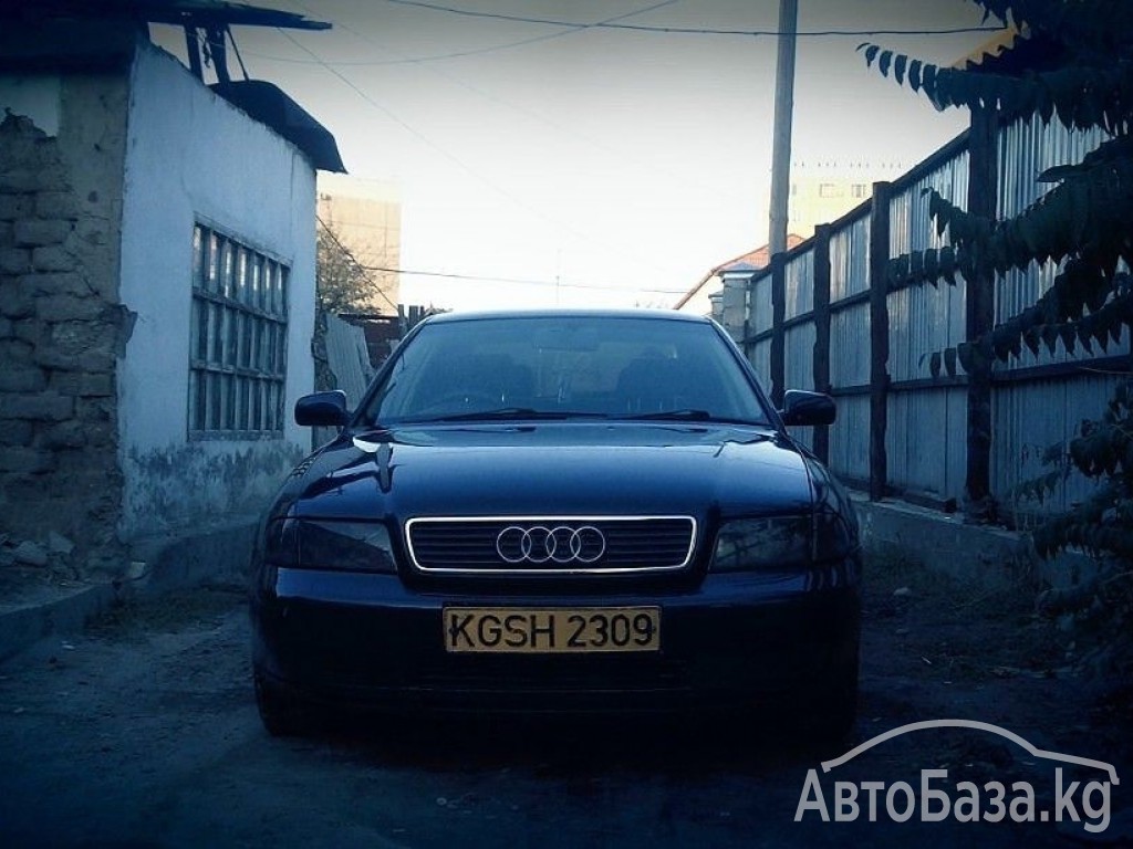 Audi A4 1996 года за 2 700$