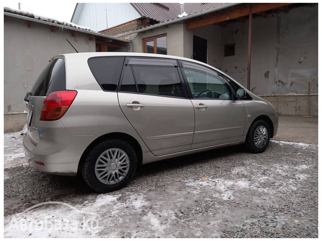 Toyota Corolla Spacio 2003 года за ~418 900 сом