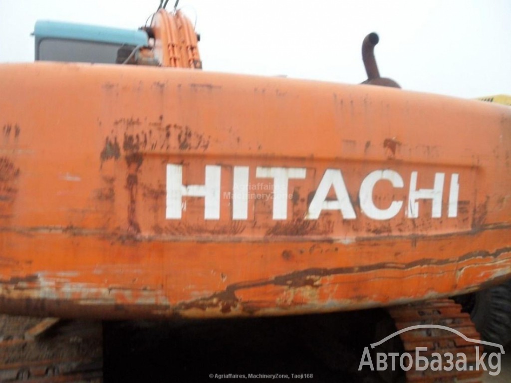 Экскаватор Hitachi ex220