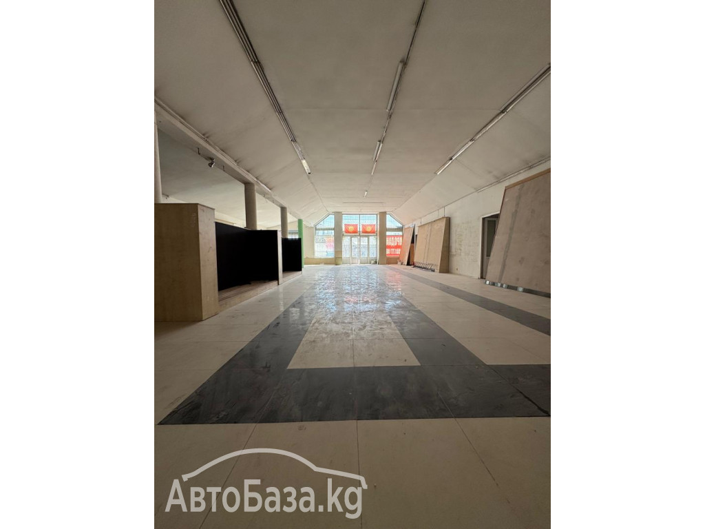 Продаю! коммерческое здание, на центр. улице города район рынка "Дордой" 