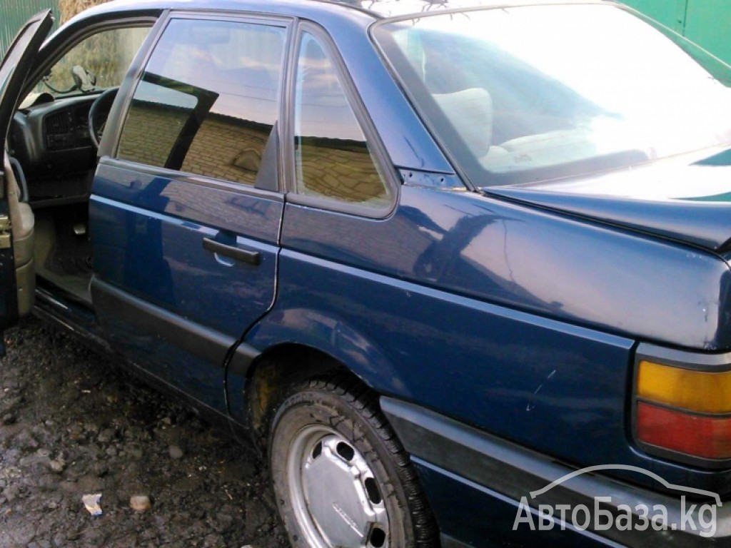 Volkswagen Passat 1990 года за ~142 900 сом