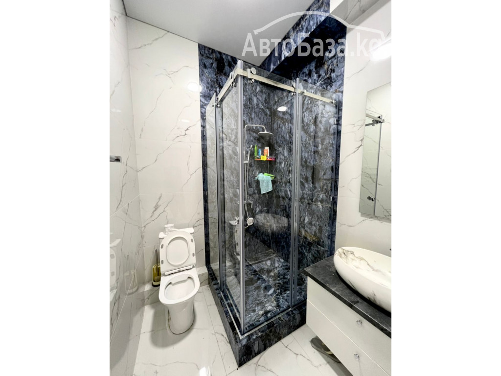 Принимаем заказы на: душевые перегородки, зеркальное панно и др.