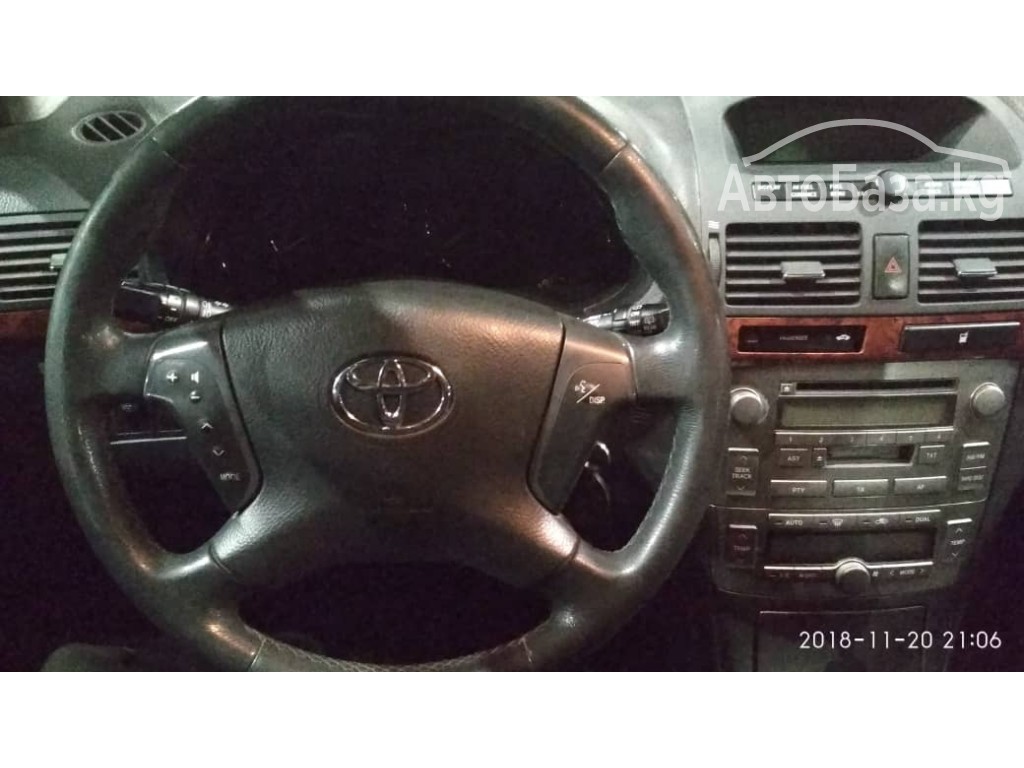Toyota Avensis 2004 года за ~47 000 сом