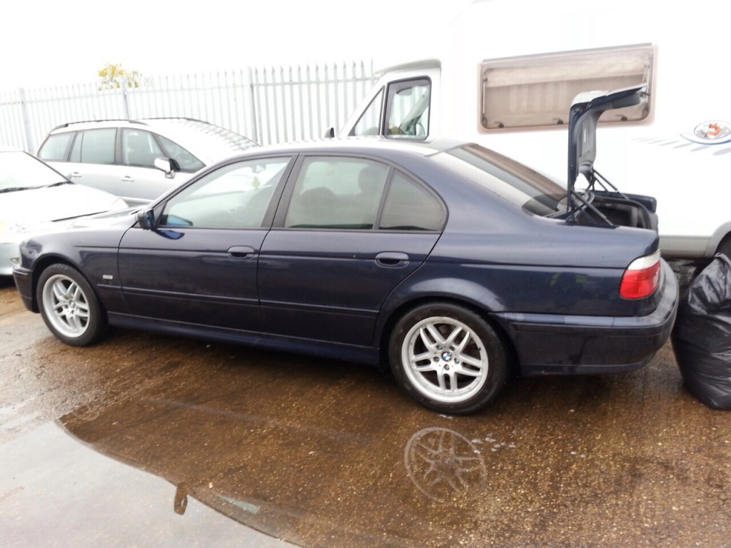 BMW 5 серия 2003 года за ~563 700 руб.