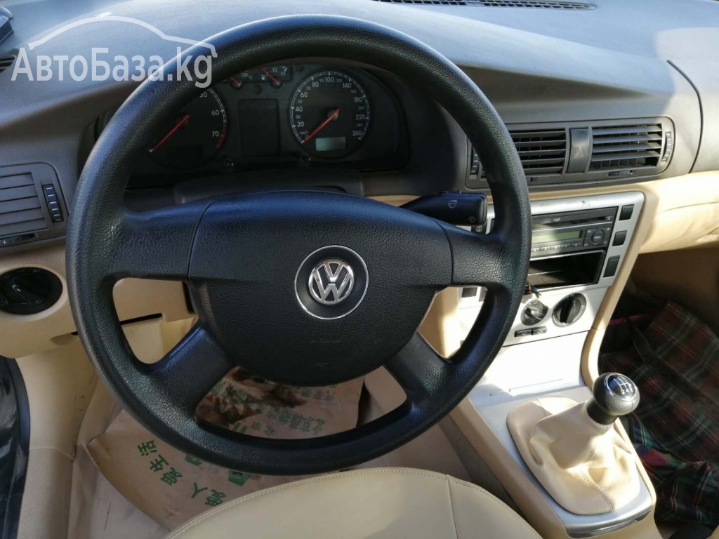 Volkswagen Passat 2011 года за ~221 300 сом