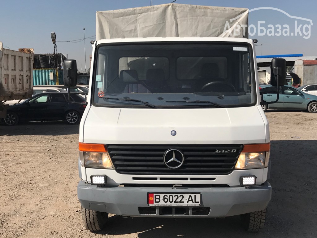 Самосвал Mercedes-Benz 612D VARIO