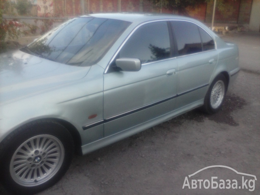BMW 5 серия 1999 года за 200 000 сом