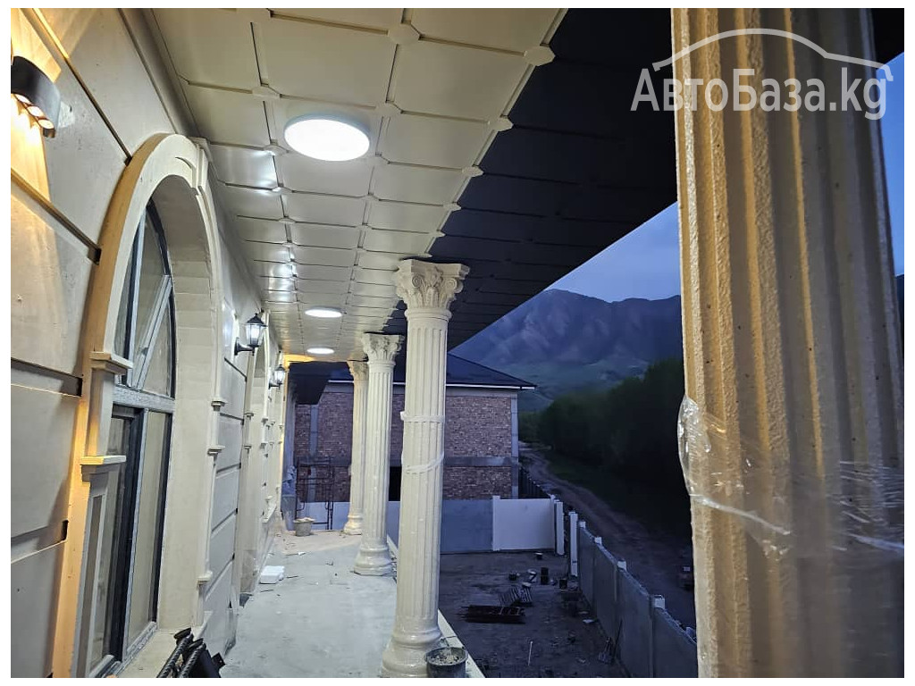 Продается новый дом в живописном месте Арашана.