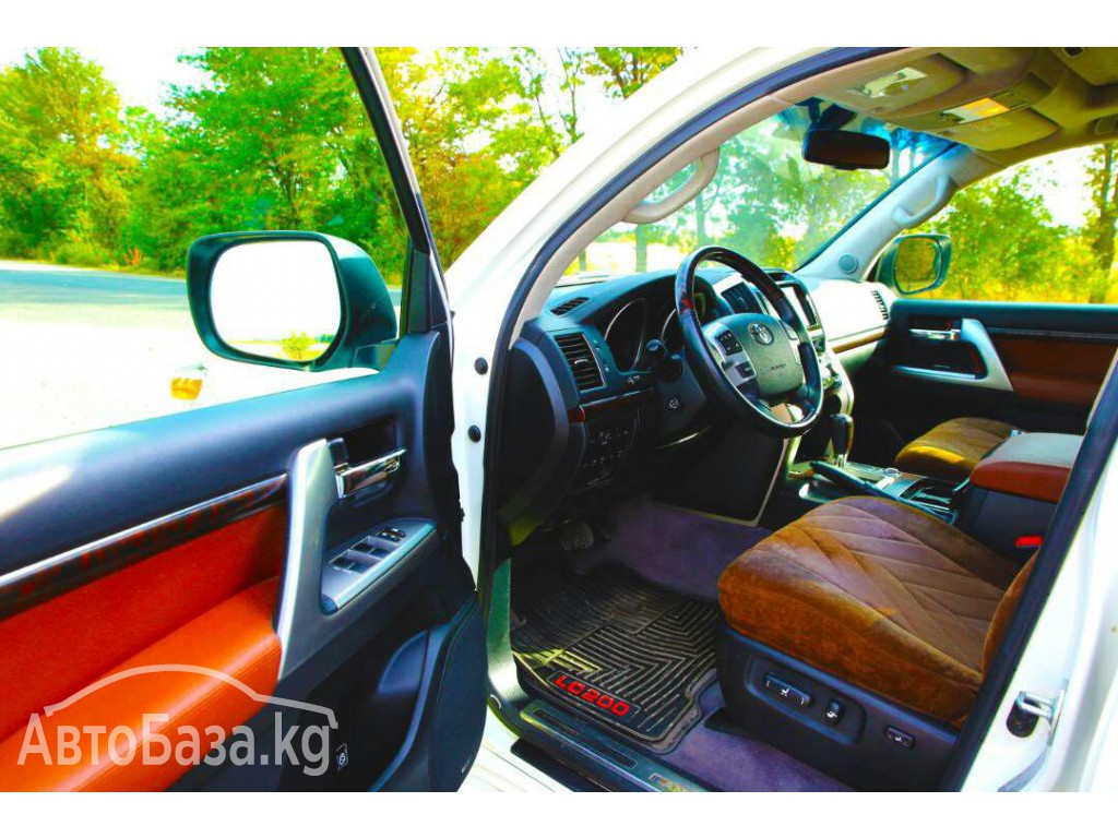 Toyota Land Cruiser 2014 года за 47 500$