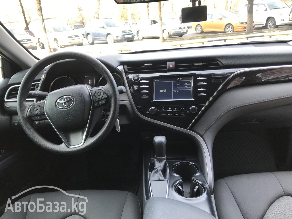 Авто на прокат -  Toyota Camry 2018г.в. --- 70-80-100$ в сутки. 